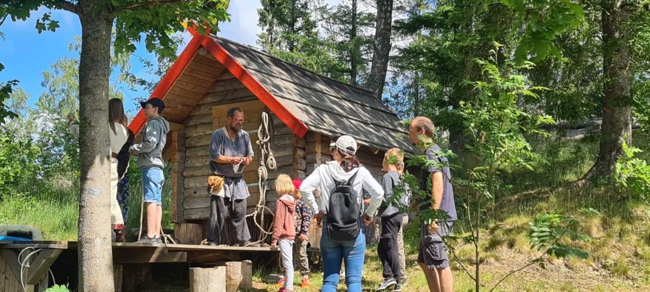 Vittfarnas Hird Vikingaby Bed & Breakfast Sosdala Екстериор снимка